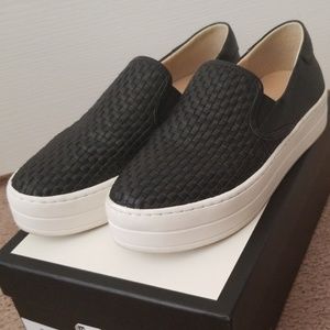 J/Slides black leather halsey